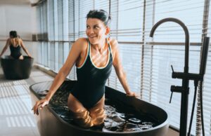 Cold-Water-Baths-for-Glowing-Skin